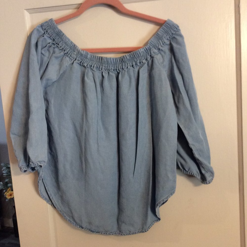 Gathered neckline soft denim top off shoulder 3/4 sleeve Large L womens
